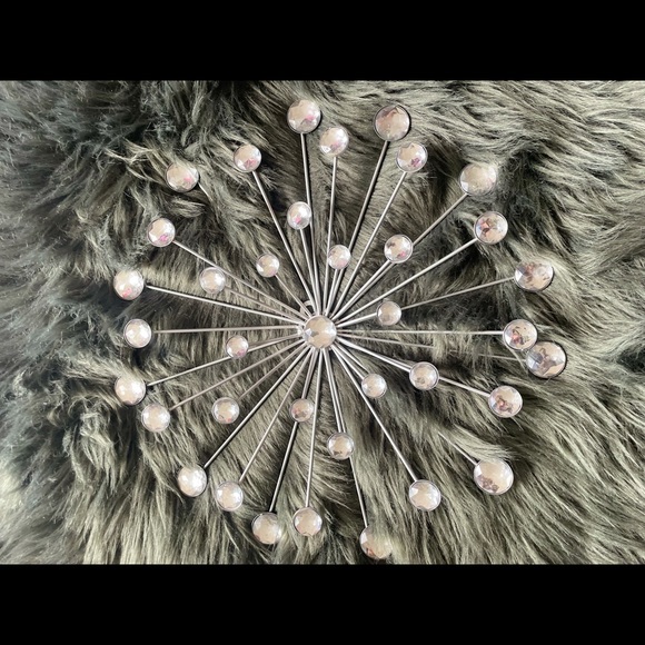 NOT AVAILABLE - Picture 2 of 3